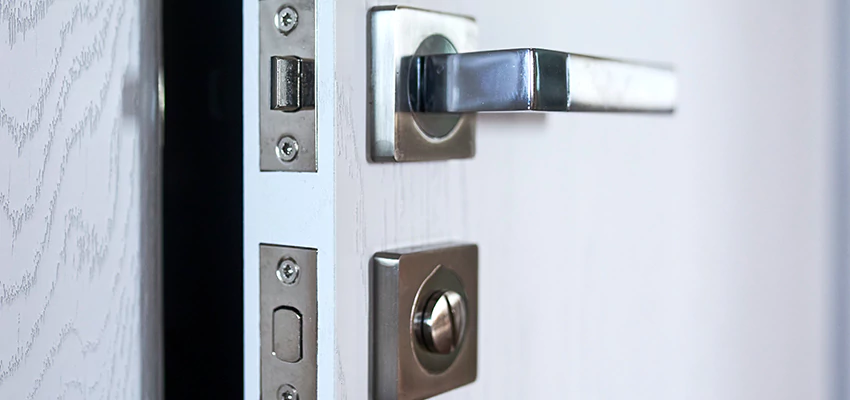 Door Lever Handle Lock Repair in Rosemont, CA